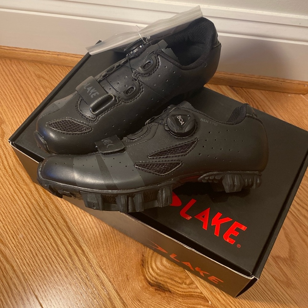Lake Mountain Bike Cycling Shoes NWT
